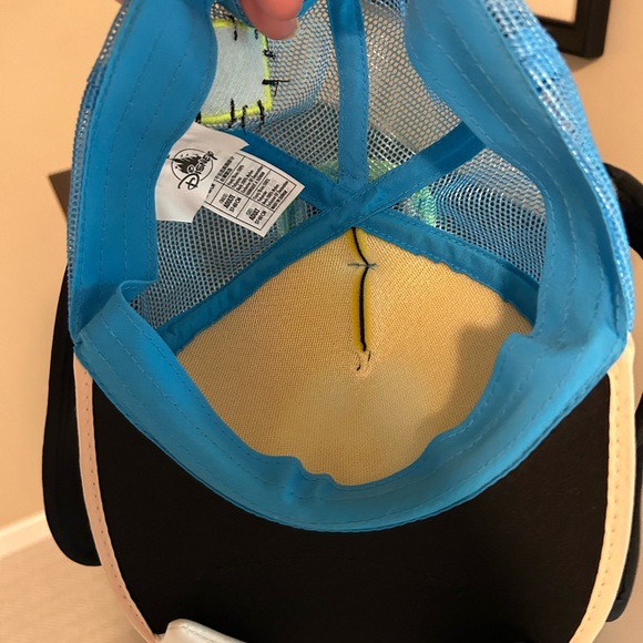 Goofy Character Hat with Ears - Picture 3 of 3